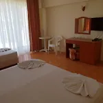 阳光酒店 酒店 索佐波尔