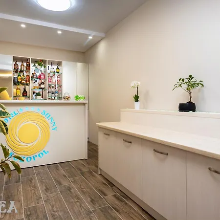 Sunny Hotel 4*