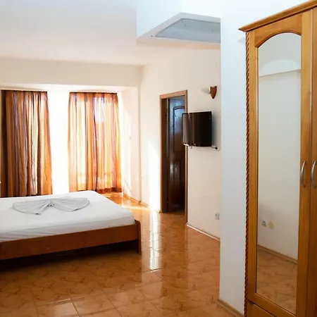 Hotel Sunny 4*